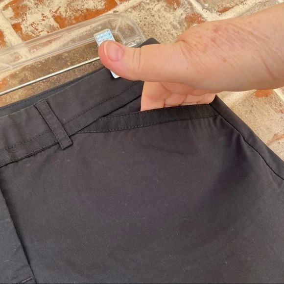 Express Editor Black Trouser Shorts - Picture 3 of 6